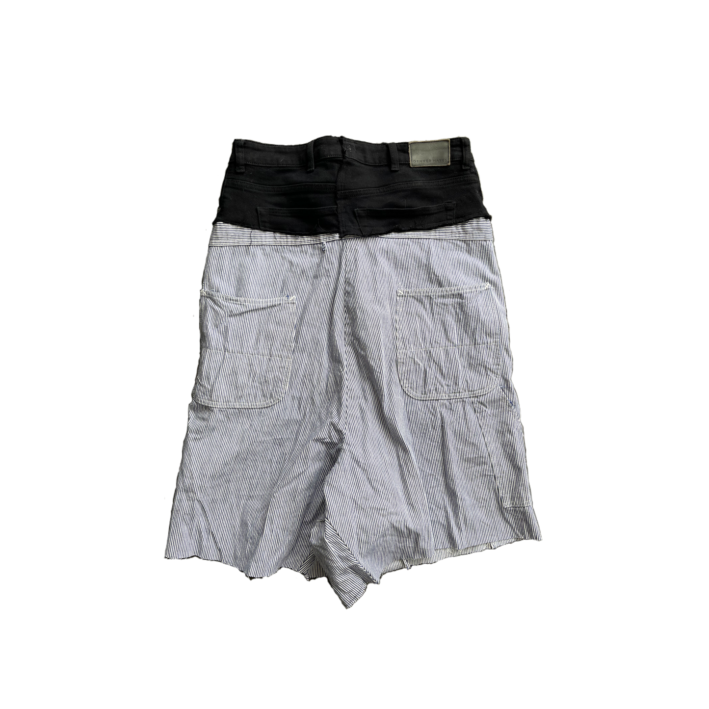 Layered sagging shorts
